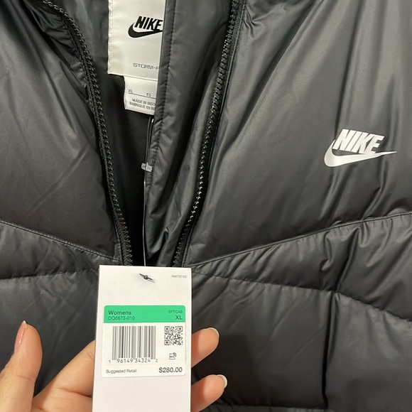 Nike Women Long Puffer Black Jacket - Picture 2 of 7